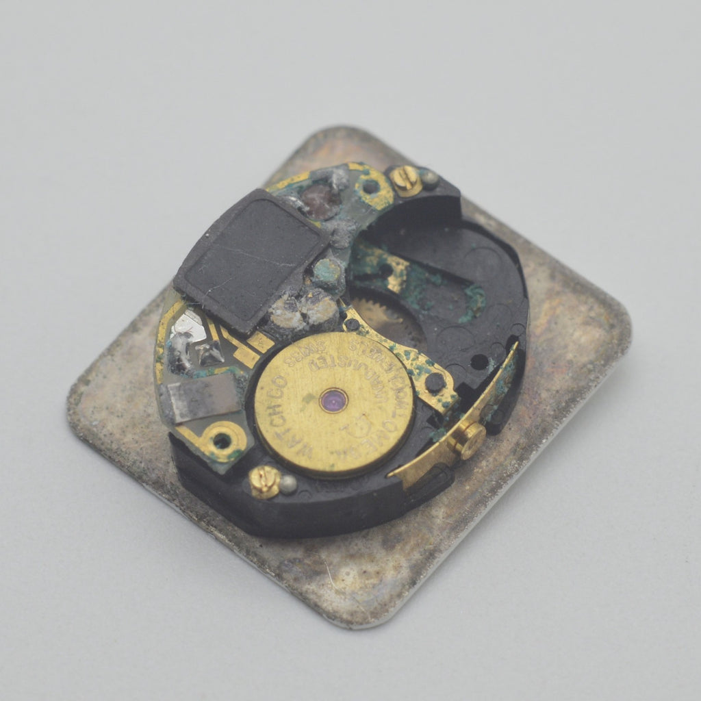 Omega Quartz Movement Complete Damaged