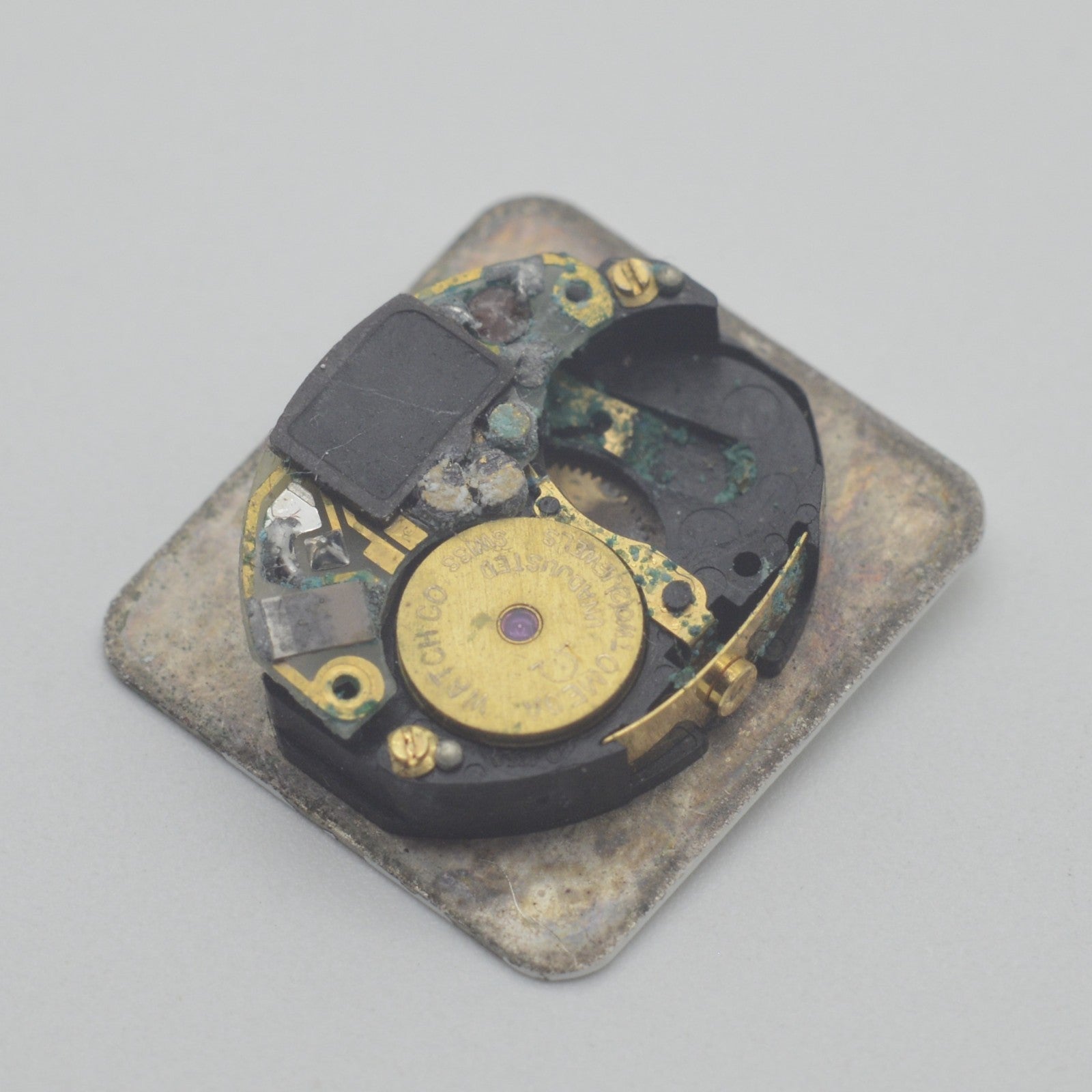 Omega Quartz Movement Complete Damaged