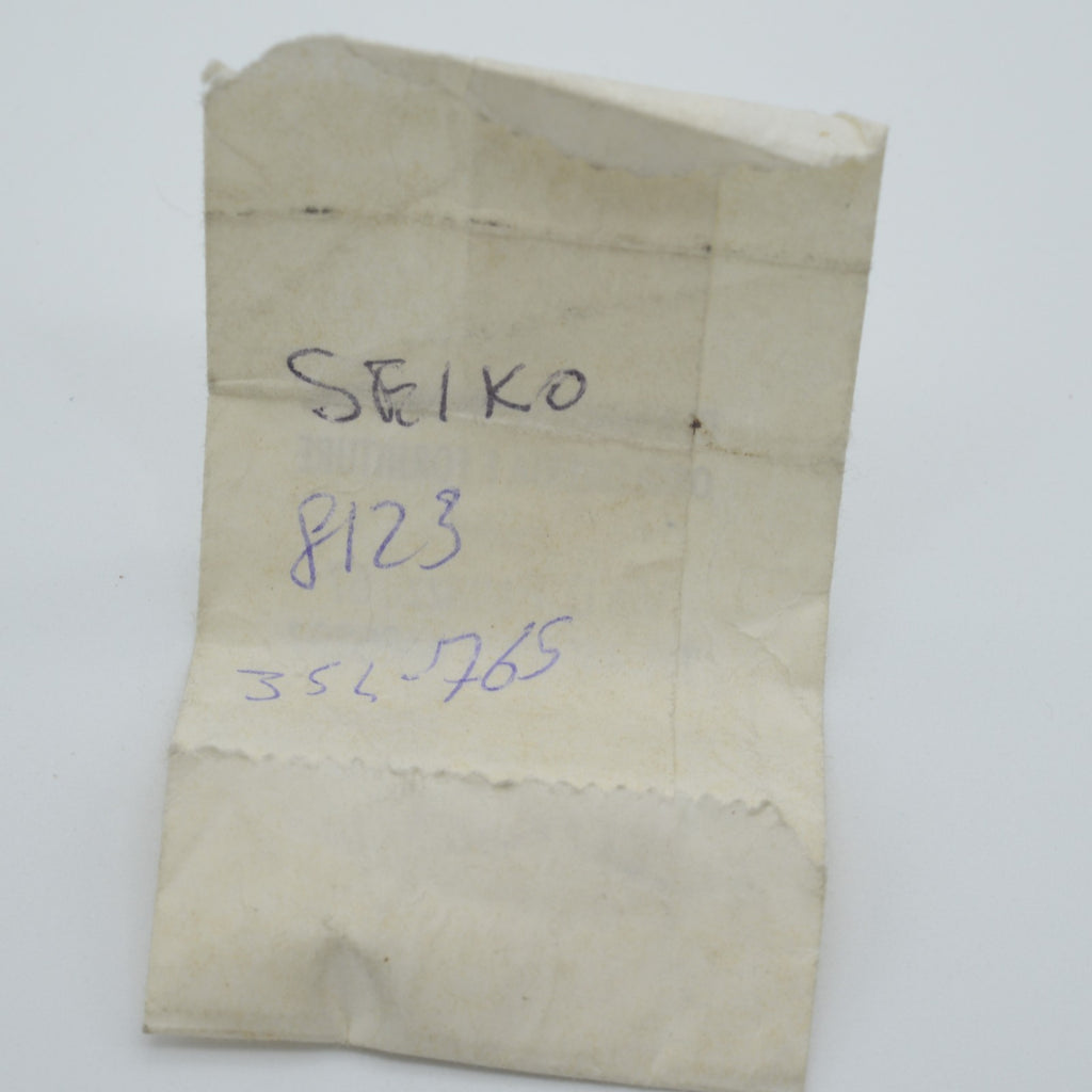 Seiko 8123 Watch Crown and Winding Stem