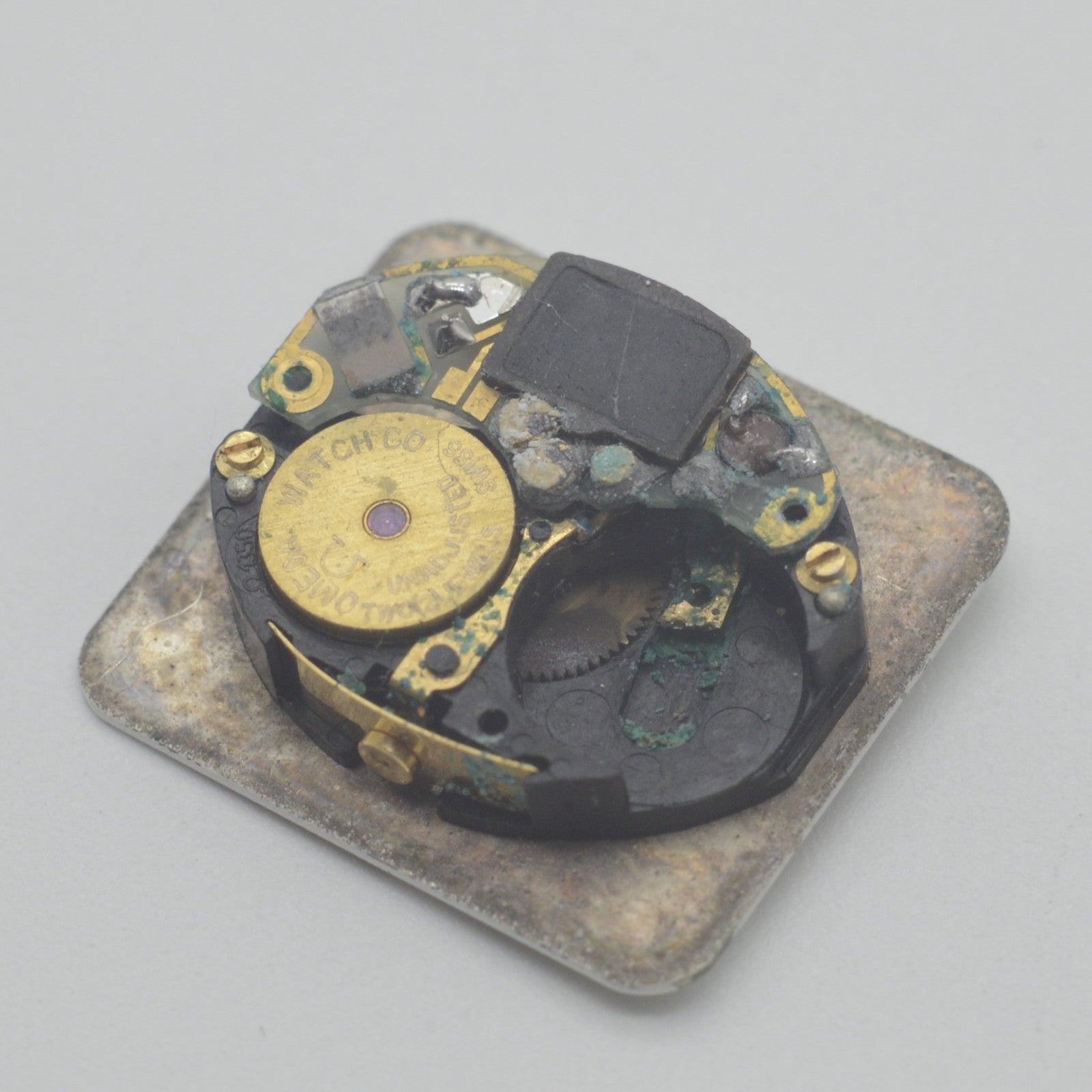 Omega Quartz Movement Complete Damaged